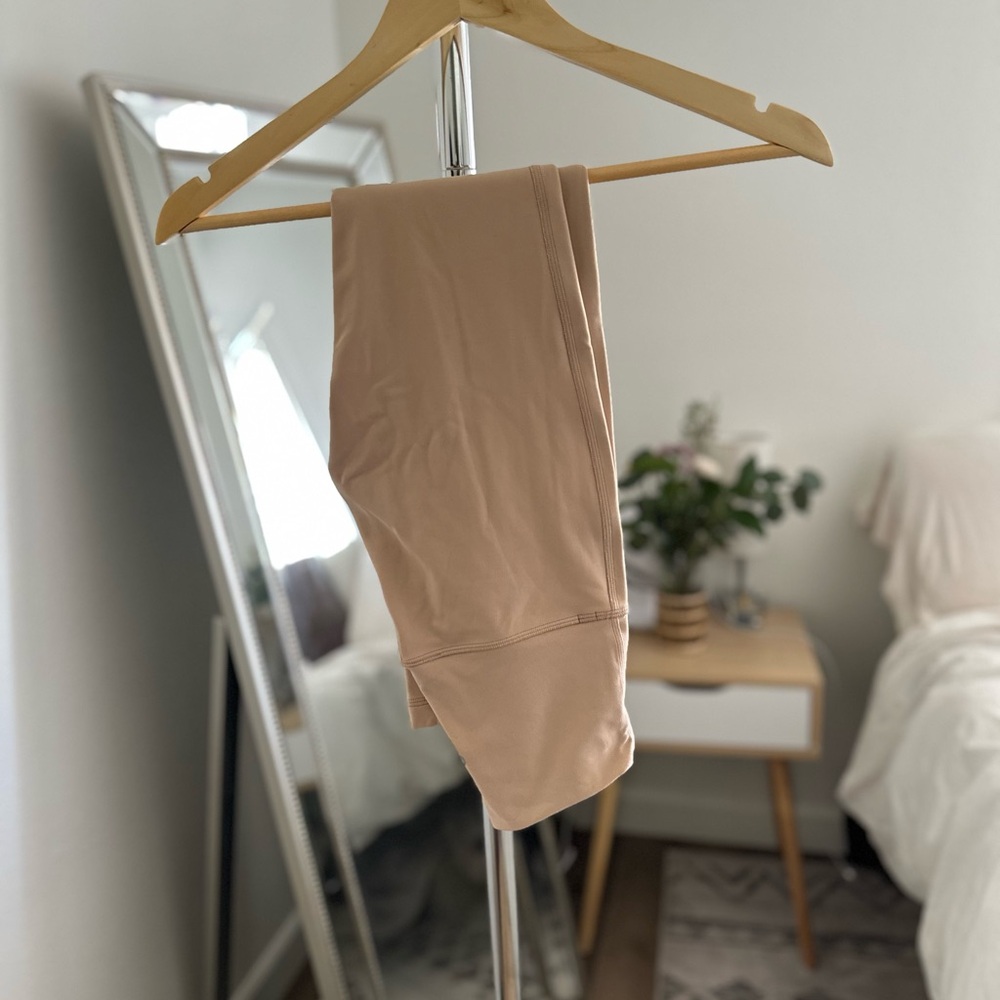Lululemon Athletica Contour Leggings